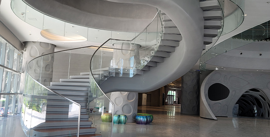珠海博物馆-旋转钢结构楼梯玻璃栏杆