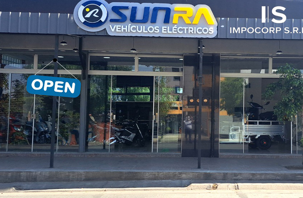 Le premier magasin de SUNRA en Bolivie est entré dans un bon état d'exploitation et a obtenu un large soutien des résidents locaux